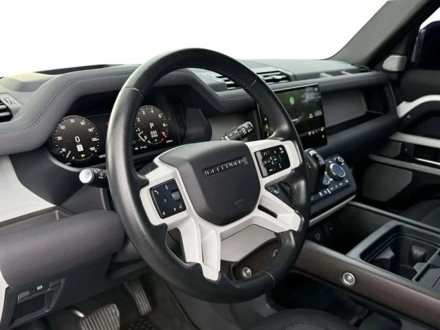 2023 Land Rover Defender L663 - Image 18 of 21