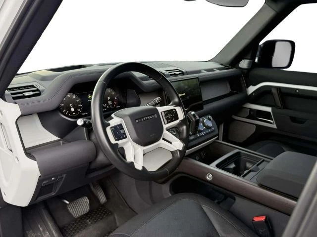 2023 Land Rover Defender L663 - Image 9 of 12