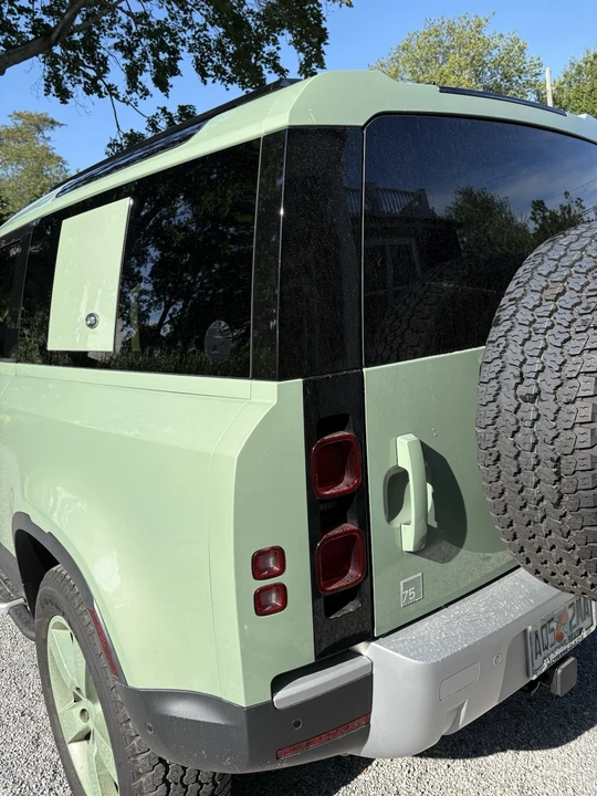 2023 Land Rover Defender L663 - Image 19 of 21