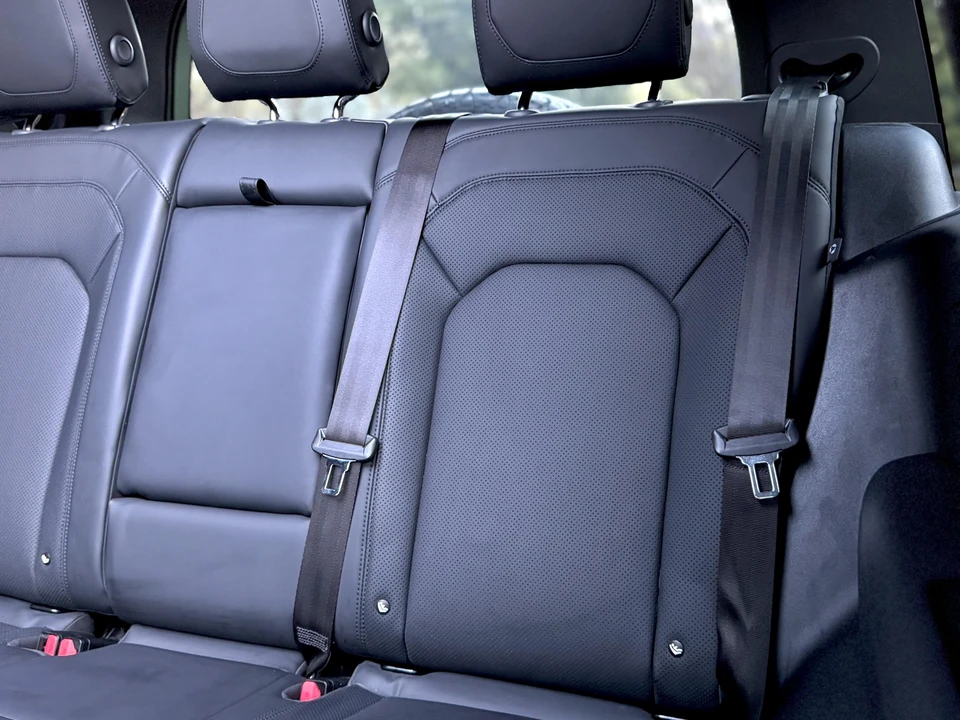 2023 Land Rover Defender L663 - Image 31 of 31