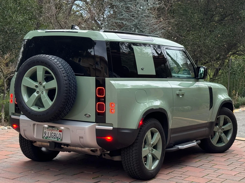 2023 Land Rover Defender L663 - Image 7 of 31