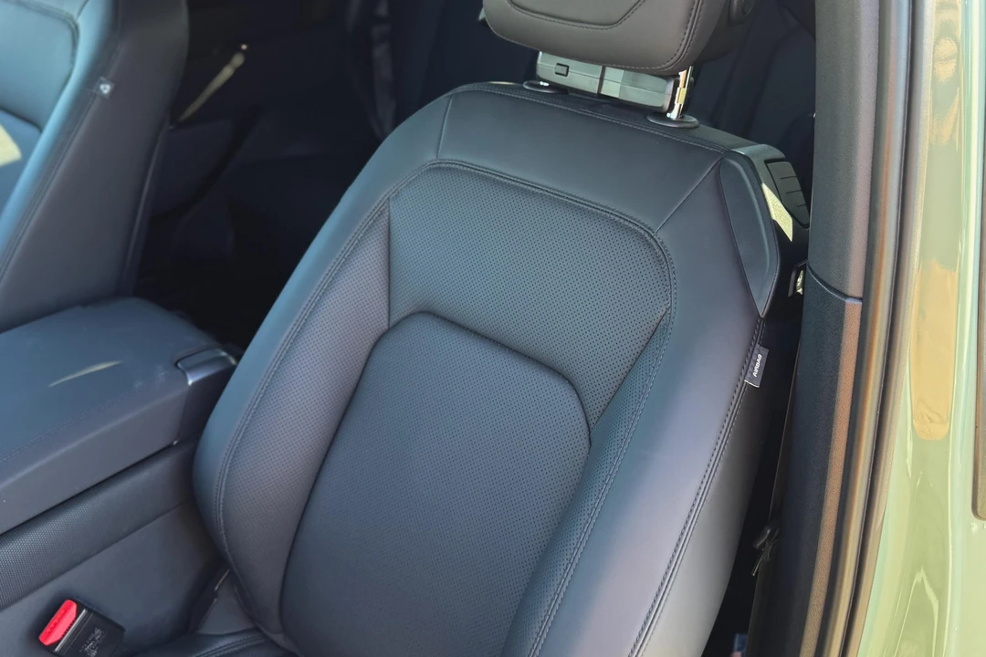 2023 Land Rover Defender L663 - Image 22 of 31