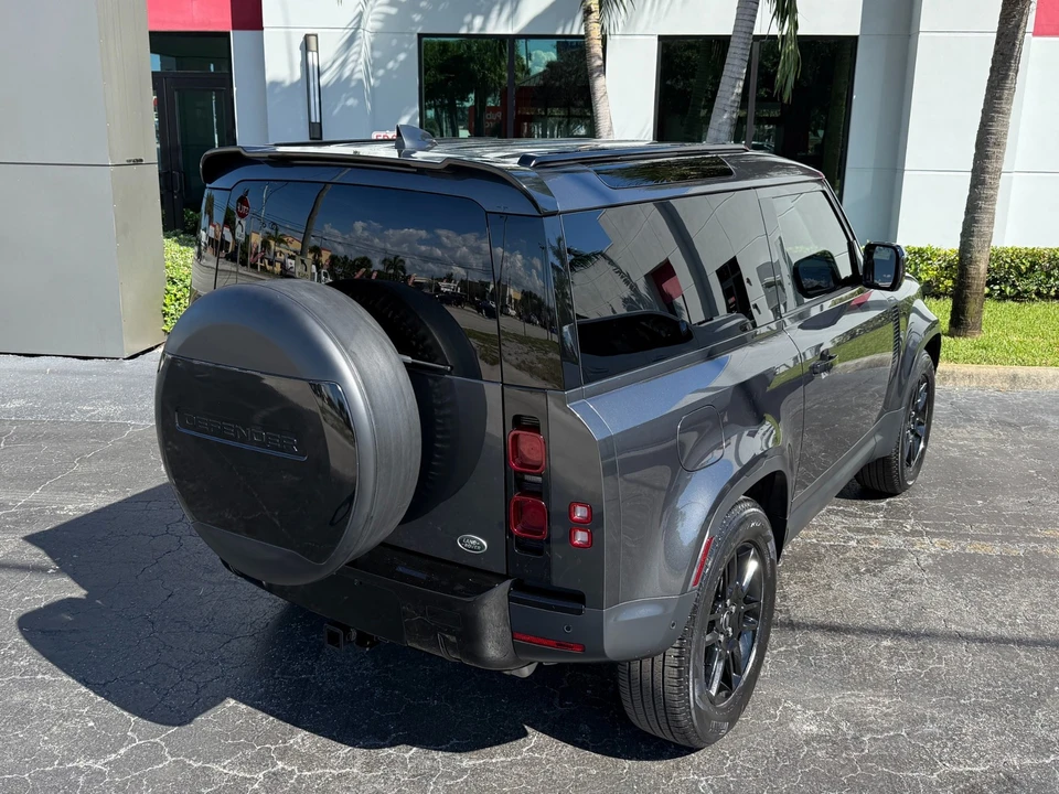 2023 Land Rover Defender L663 - Image 15 of 21