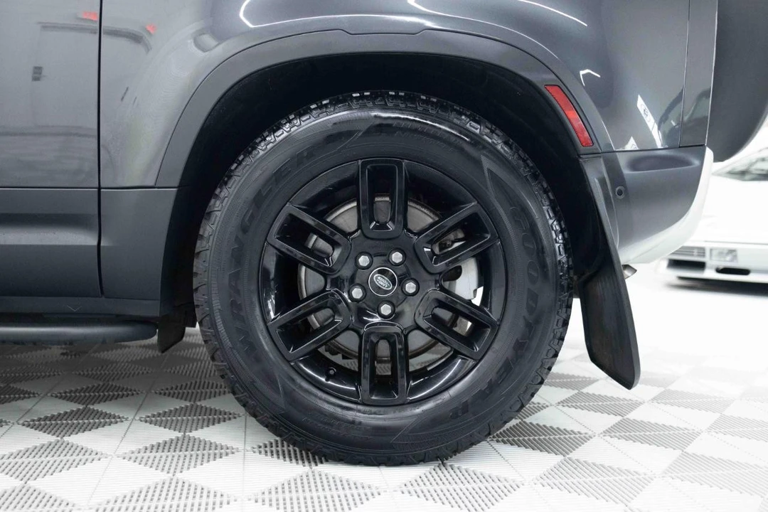 2023 Land Rover Defender L663 - Image 31 of 31