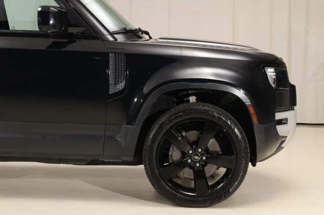 2023 Land Rover Defender L663 - Image 13 of 21