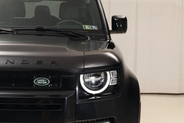 2023 Land Rover Defender L663 - Image 9 of 21