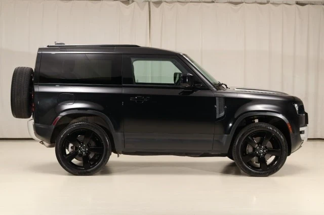 2023 Land Rover Defender L663 - Image 16 of 21