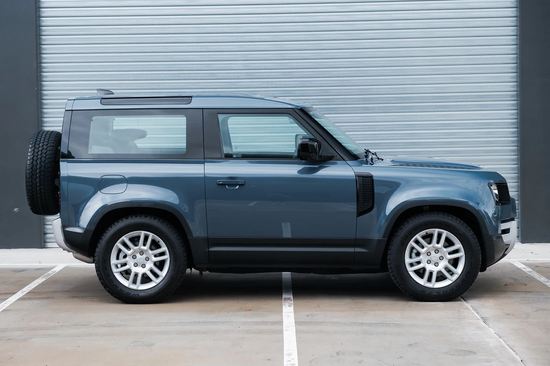 2023 Land Rover Defender L663 - Image 8 of 31