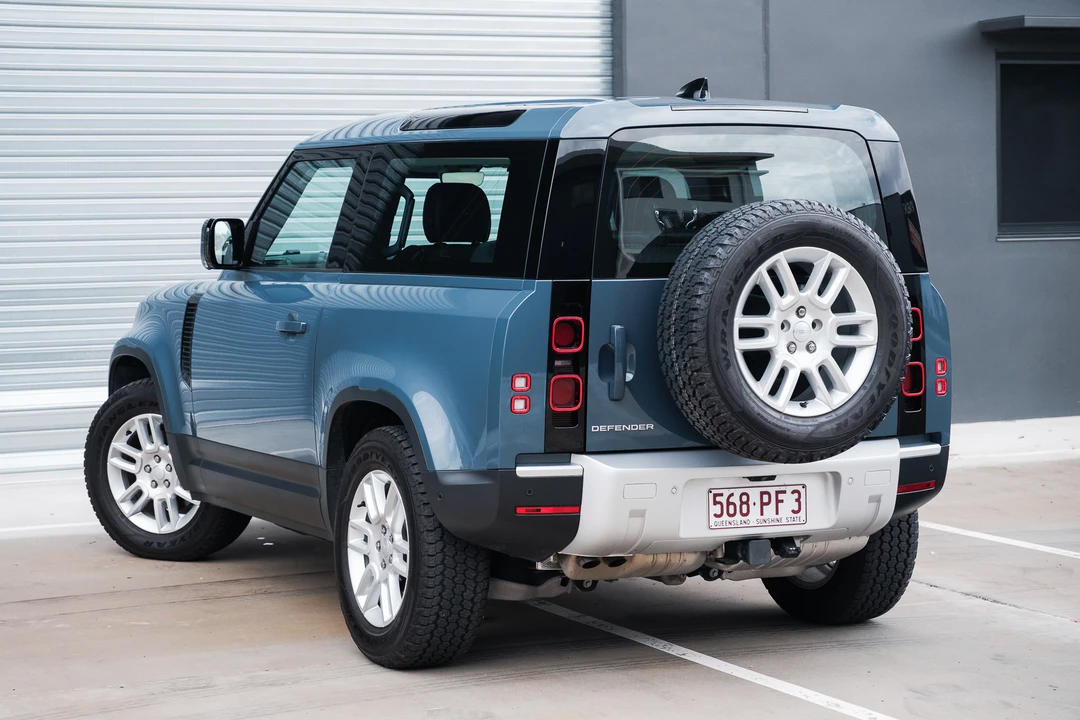 2023 Land Rover Defender L663 - Image 5 of 31