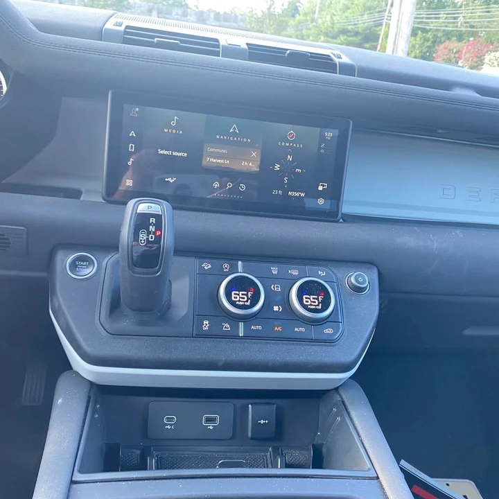 2023 Land Rover Defender L663 - Image 18 of 19