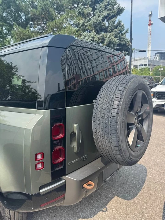 2023 Land Rover Defender L663 - Image 6 of 6