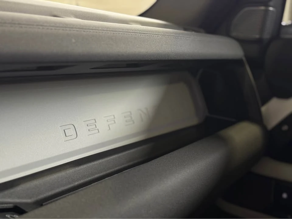 2023 Land Rover Defender L663 - Image 13 of 18