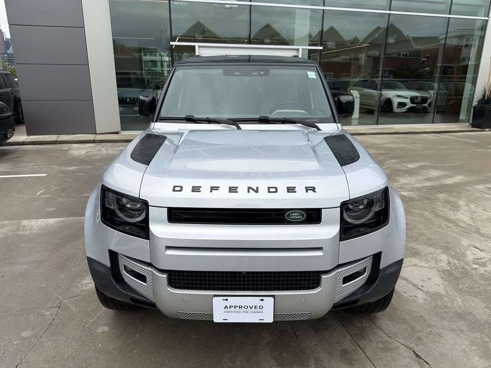 2023 Land Rover Defender L663 - Image 3 of 11