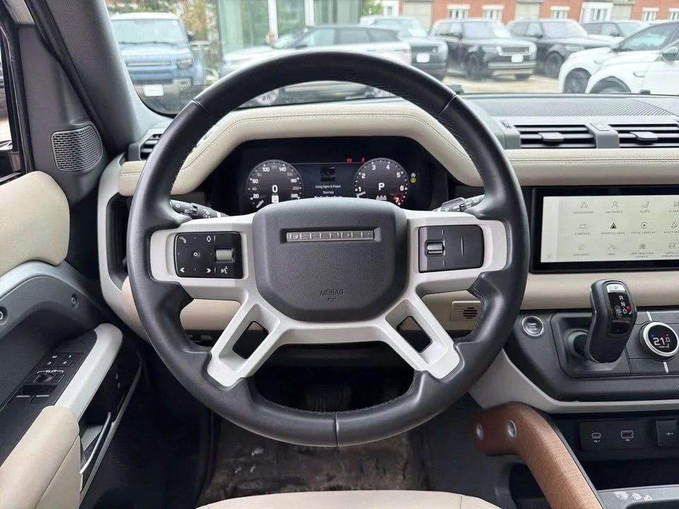 2023 Land Rover Defender L663 - Image 5 of 11