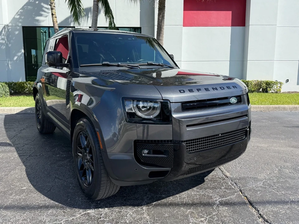 2023 Land Rover Defender L663 - Image 3 of 21