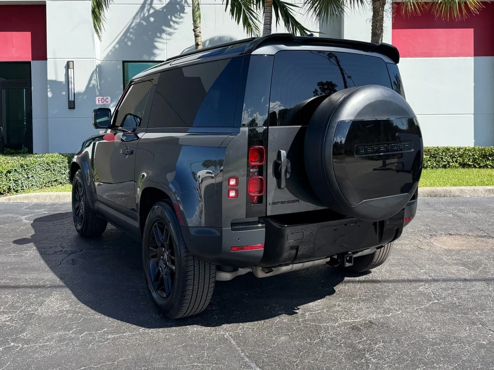 2023 Land Rover Defender L663 - Image 14 of 21
