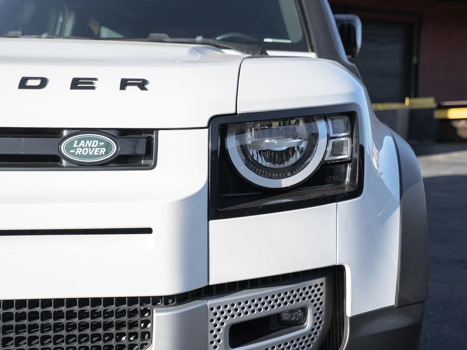 2023 Land Rover Defender L663 - Image 13 of 31