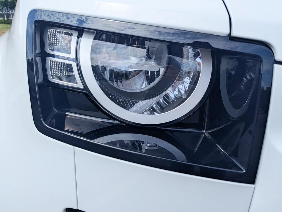 2023 Land Rover Defender L663 - Image 16 of 31
