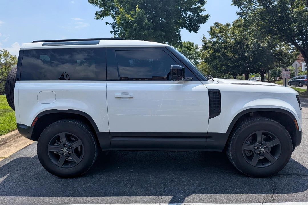 2023 Land Rover Defender L663 - Image 3 of 31