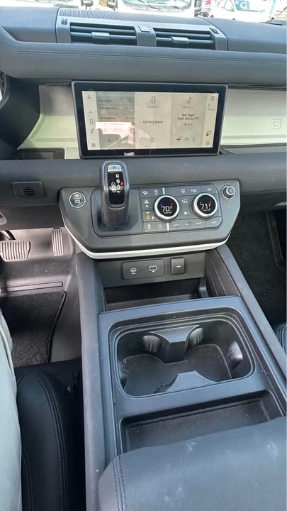 2023 Land Rover Defender L663 - Image 15 of 18