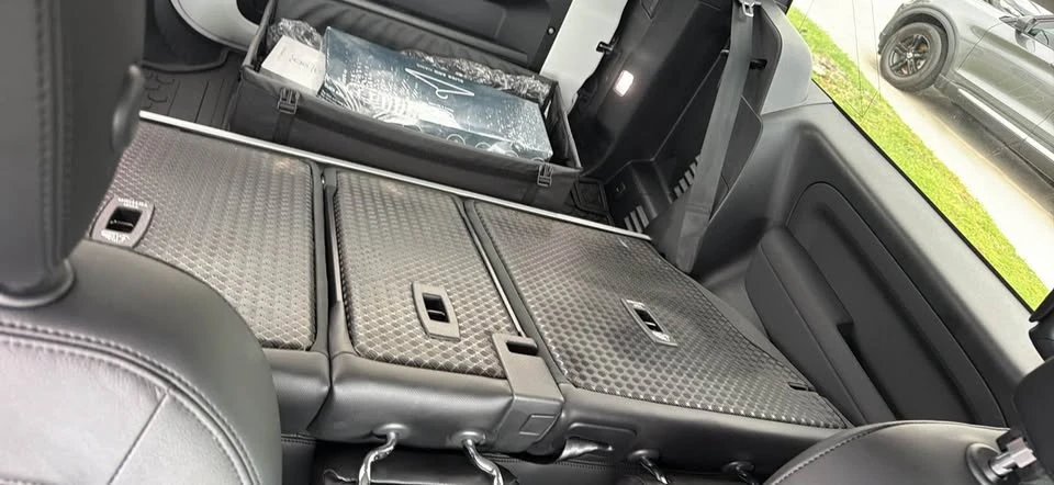 2023 Land Rover Defender L663 - Image 7 of 8