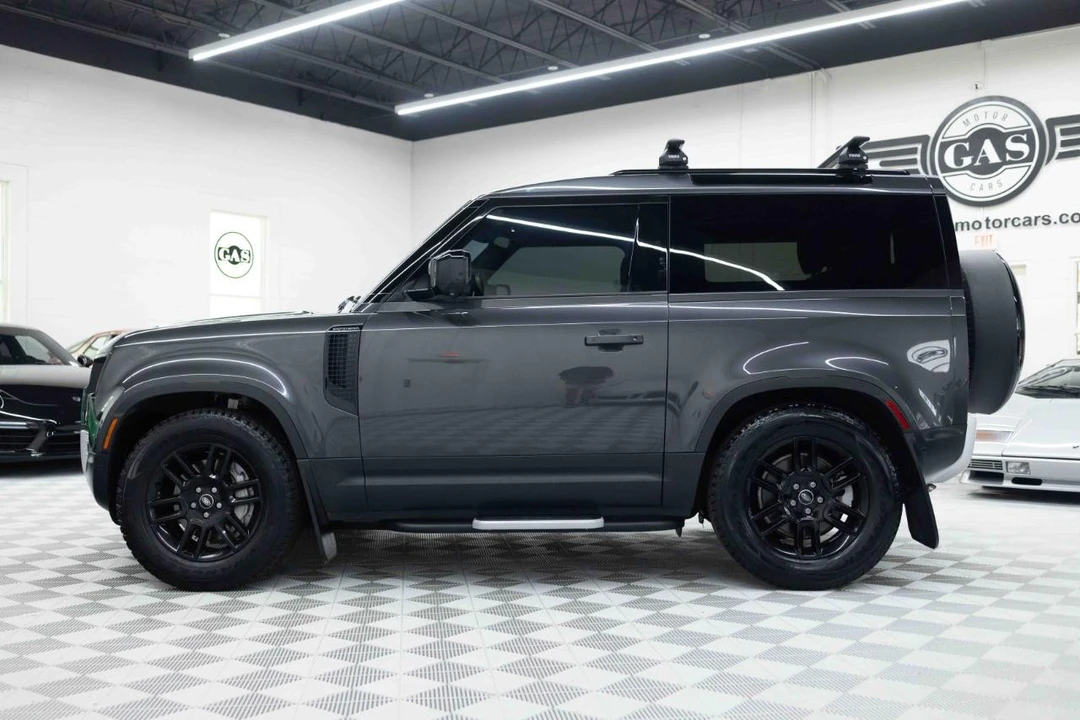 2023 Land Rover Defender L663 - Image 8 of 31