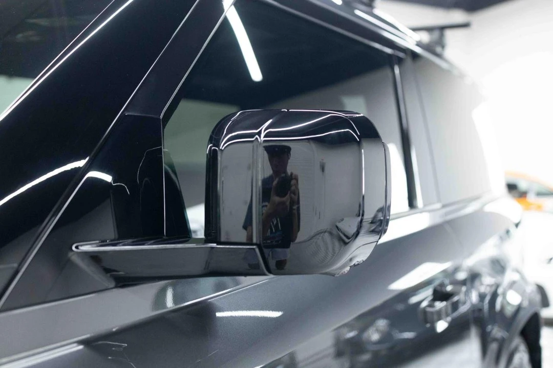 2023 Land Rover Defender L663 - Image 26 of 31