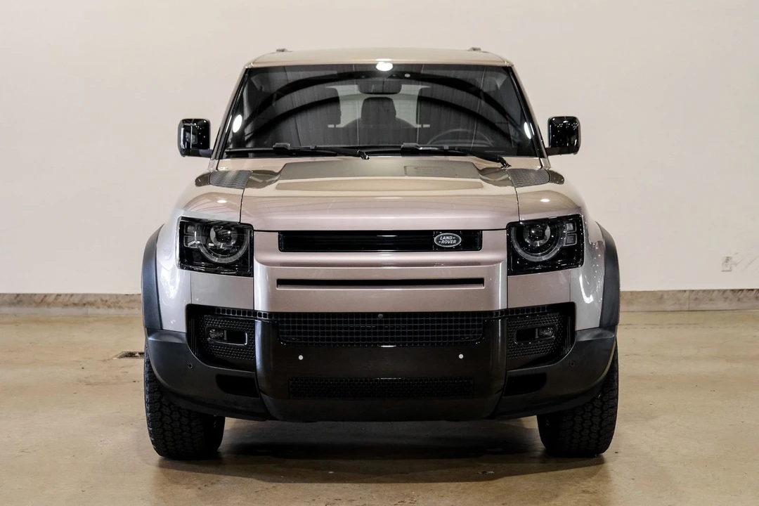 2023 Land Rover Defender L663 - Image 2 of 12