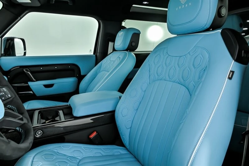 2023 Land Rover Defender V8 - Image 20 of 31