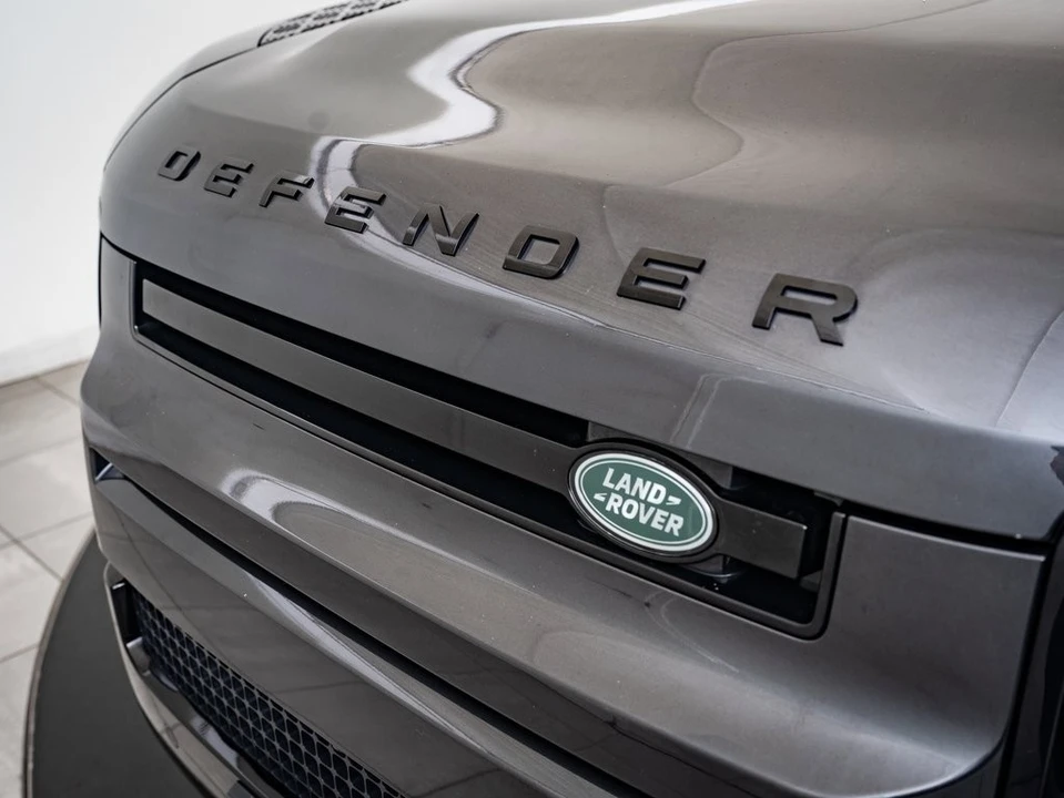2023 Land Rover Defender L663 - Image 3 of 21