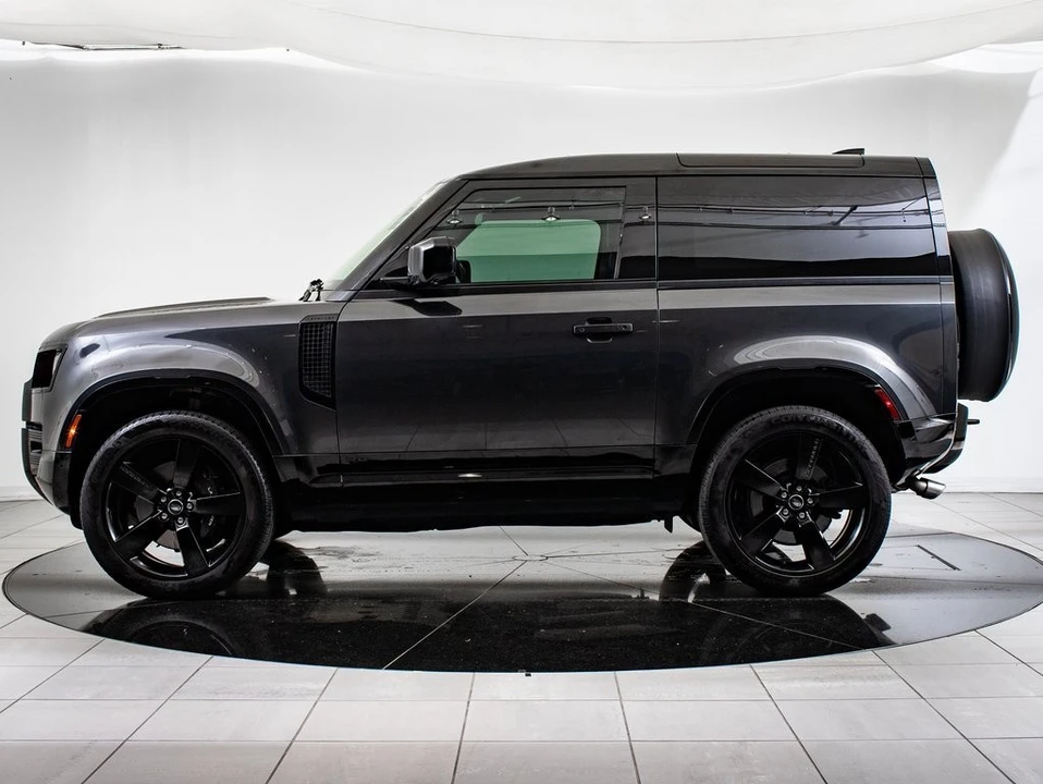 2023 Land Rover Defender L663 - Image 5 of 21