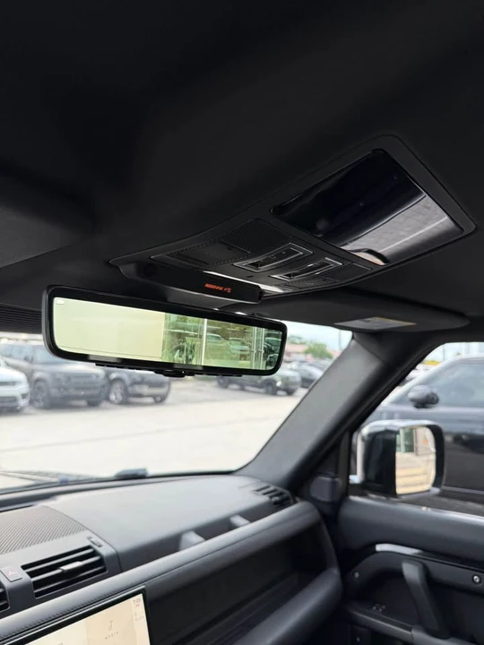 2023 Land Rover Defender V8 - Image 13 of 20