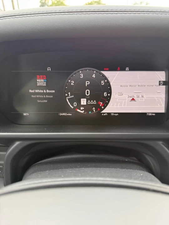2023 Land Rover Defender V8 - Image 12 of 20