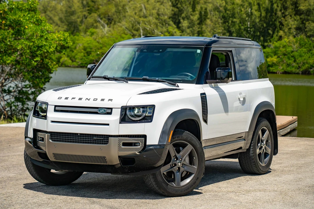 2023 Land Rover Defender L663 - Image 7 of 31