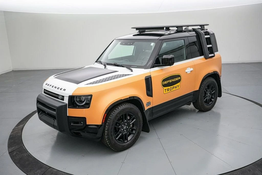 2023 Land Rover Defender L663 - Image 10 of 31