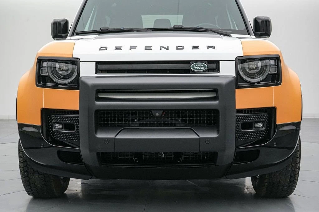 2023 Land Rover Defender L663 - Image 16 of 31