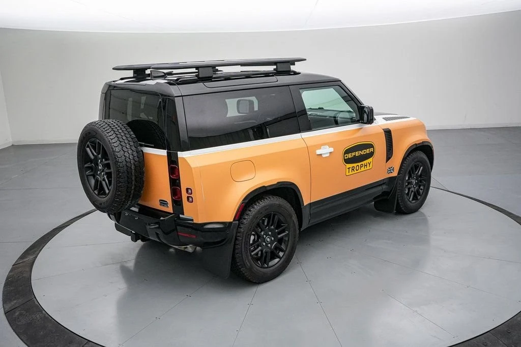 2023 Land Rover Defender L663 - Image 5 of 21