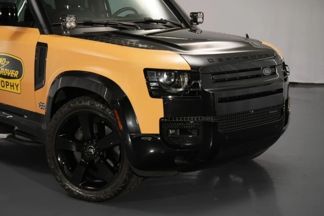 2023 Land Rover Defender L663 - Image 15 of 31