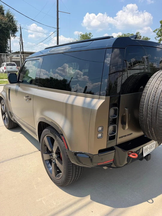 2023 Land Rover Defender L663 - Image 18 of 31