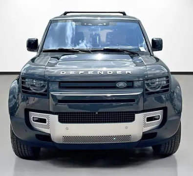2023 Land Rover Defender First Edition
