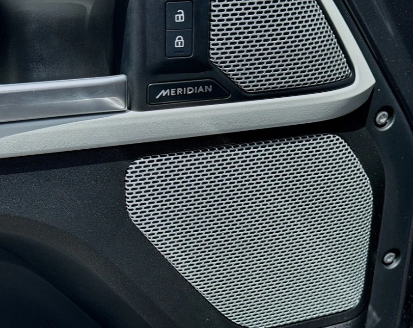 2023 Land Rover Defender L663 - Image 13 of 15
