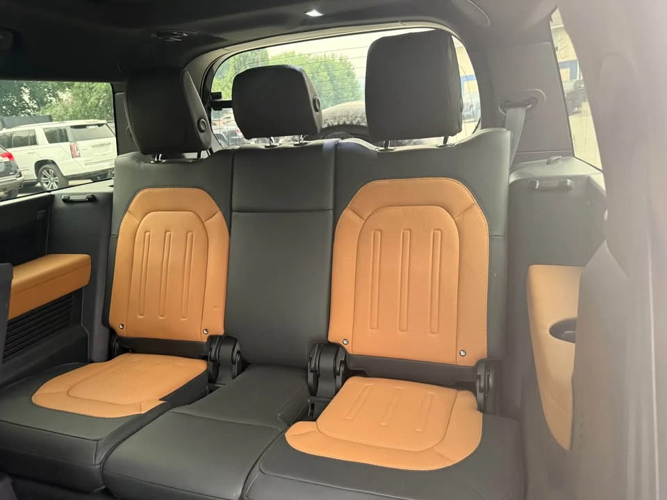2023 Land Rover Defender L663 - Image 11 of 16