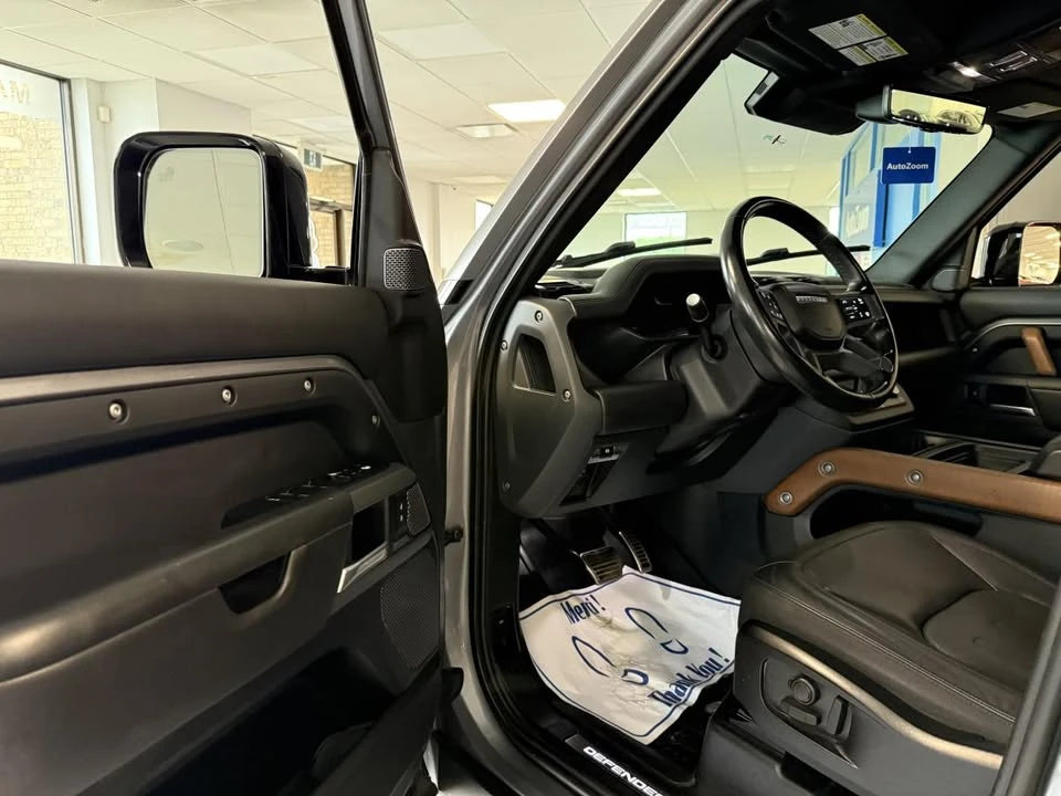 2023 Land Rover Defender L663 - Image 8 of 16