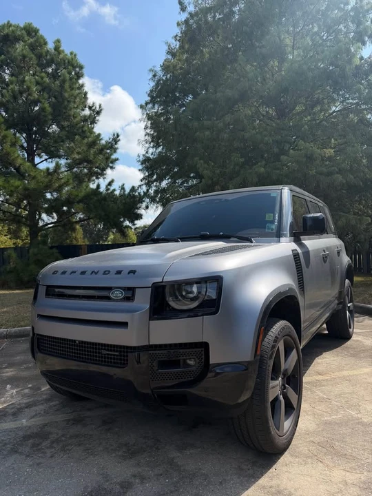 2023 Land Rover Defender L663 - Image 2 of 5
