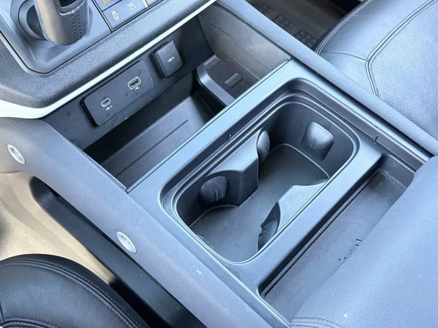 2023 Land Rover Defender L663 - Image 16 of 20