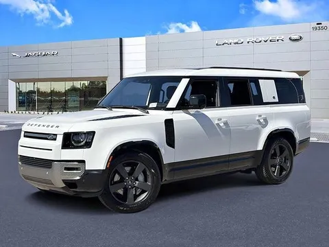 2023 Land Rover Defender SE