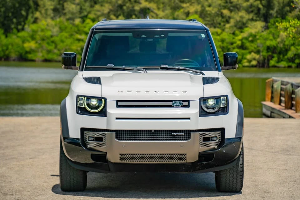 2023 Land Rover Defender L663 - Image 11 of 20