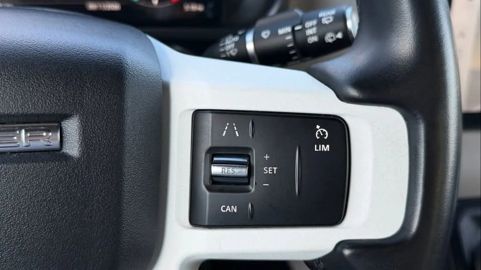 2023 Land Rover Defender L663 - Image 16 of 20