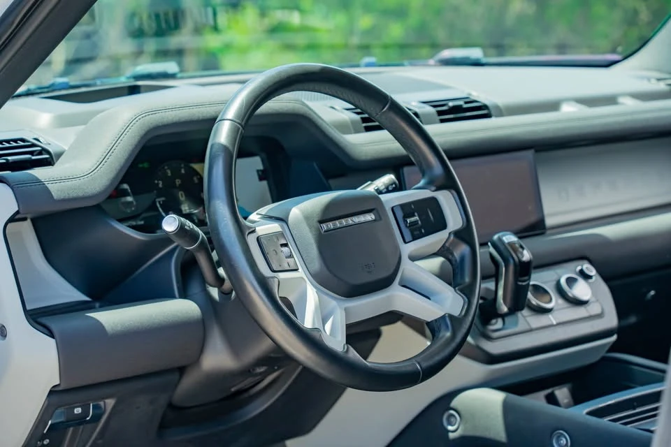 2023 Land Rover Defender L663 - Image 17 of 20