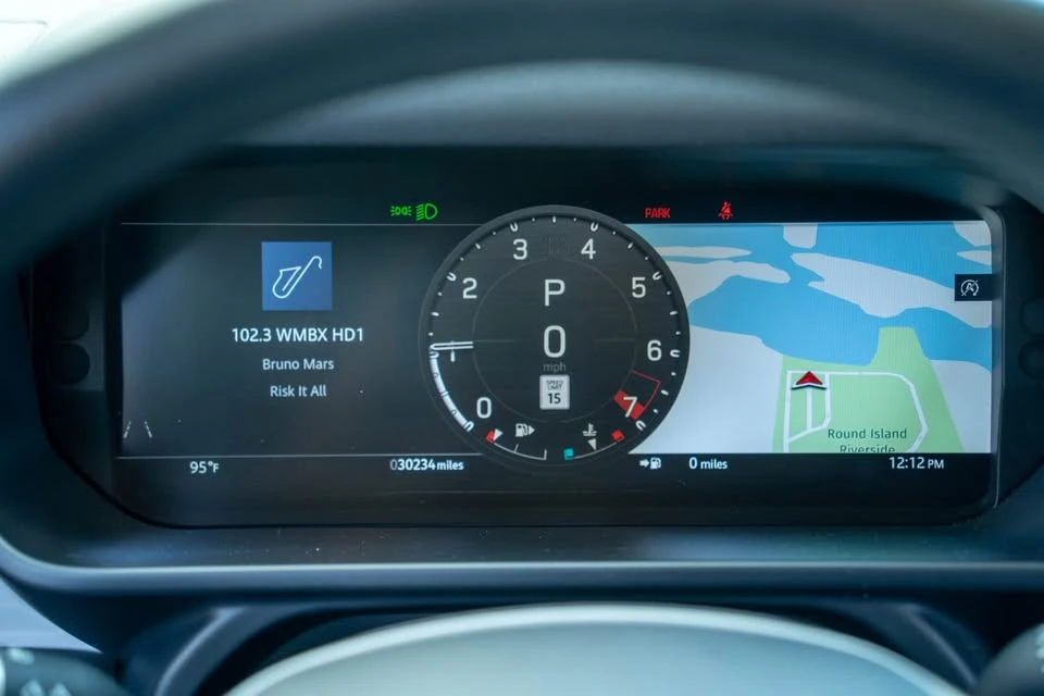 2023 Land Rover Defender L663 - Image 18 of 20